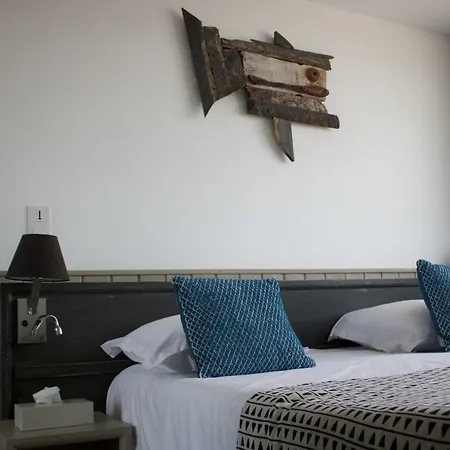 Le Relais Des Iles Hotel 3*