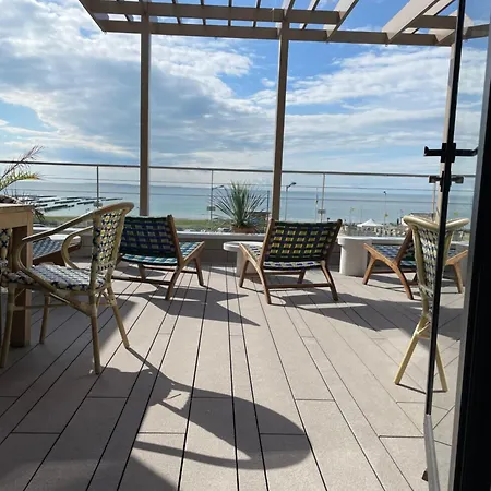 Le Relais Des Iles Hotel 3*