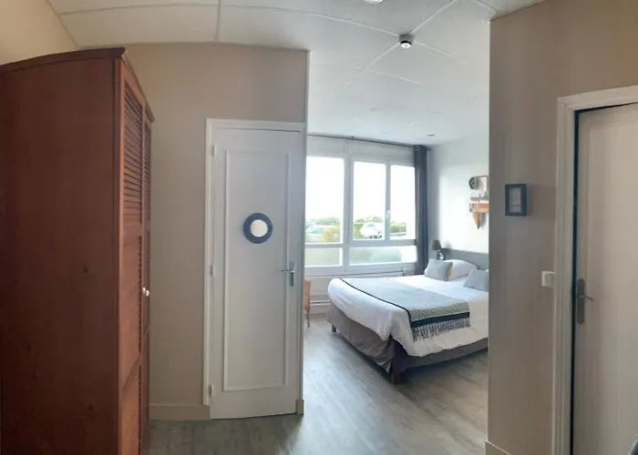 Отель Le Relais Des Iles 3*