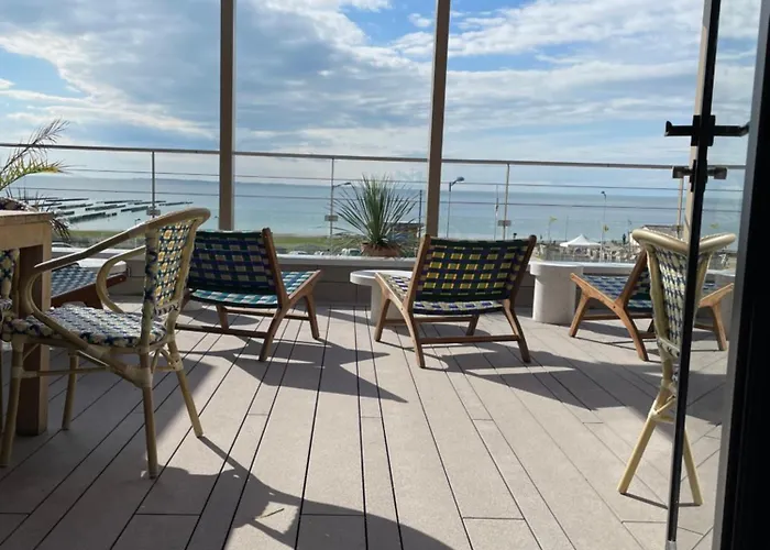 Le Relais Des Iles Hotel 3*